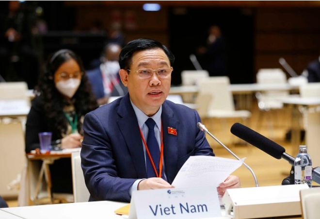 Việt Nam quyết tâm không đánh đổi môi trường để lấy tăng trưởng kinh tế
